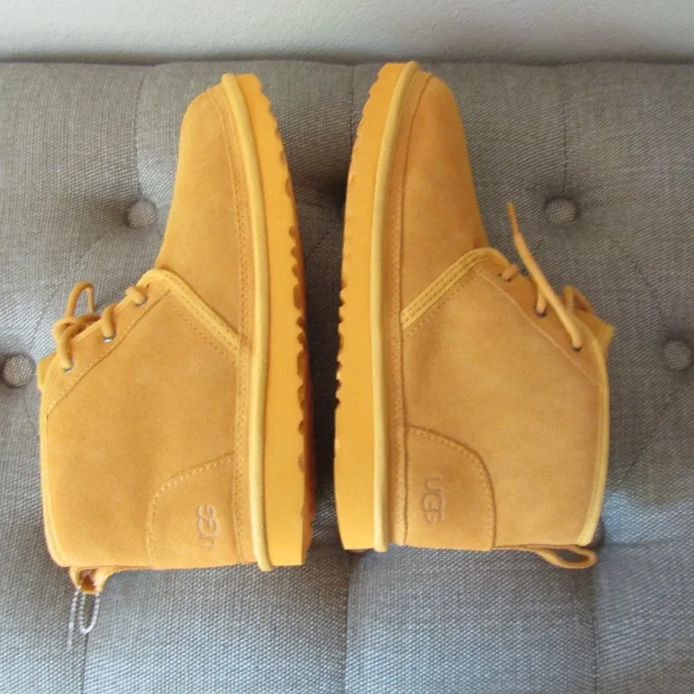 UGG Neumel ll Chukka Boots Big Girl 6 NWT